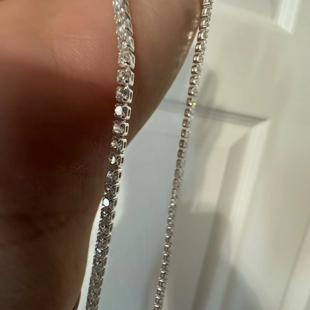 THE PRONG-SET TENNIS NECKLACE- SILVER - Picture 4 of 5